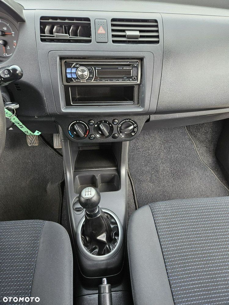 Suzuki Swift - 13