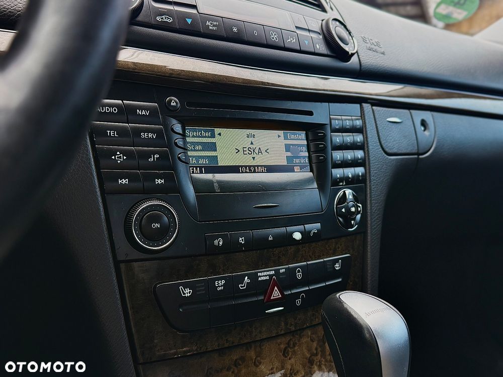 Mercedes-Benz Klasa E 320 Avantgarde - 24