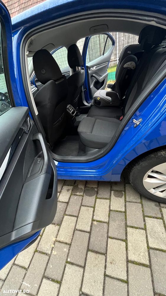 Skoda Octavia 2.0 TDI DSG Ambition - 17