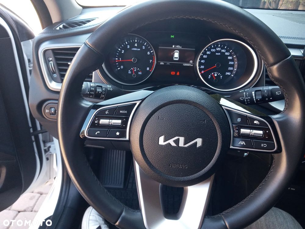 Kia Ceed 1.5 T-GDI M - 15