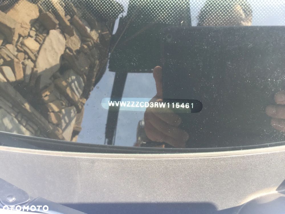 Volkswagen Golf - 37