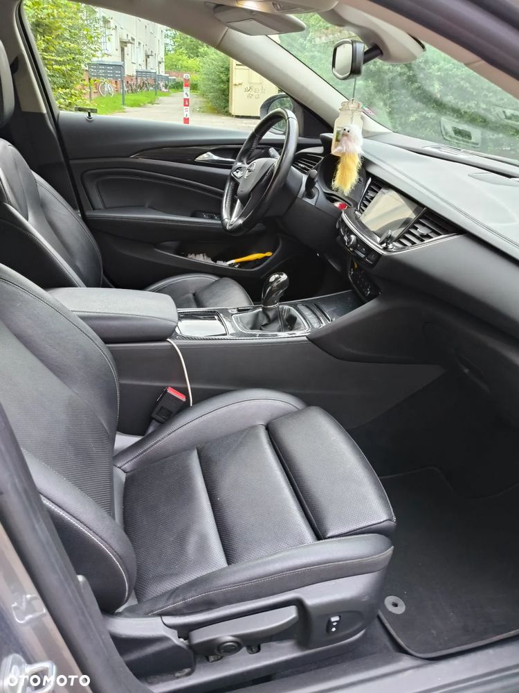 Opel Insignia 1.6 CDTI Innovation S&S - 17