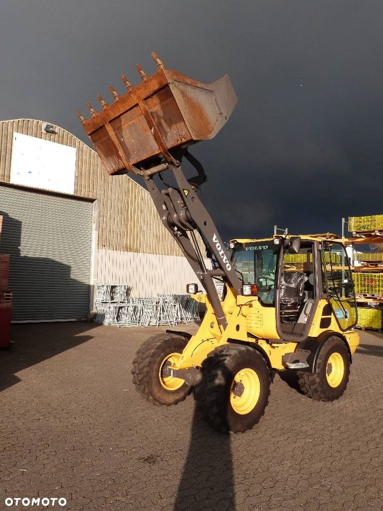 Volvo L25F ,2014 , Zaw. Widelec i lopata 1200mm 1ml - 12