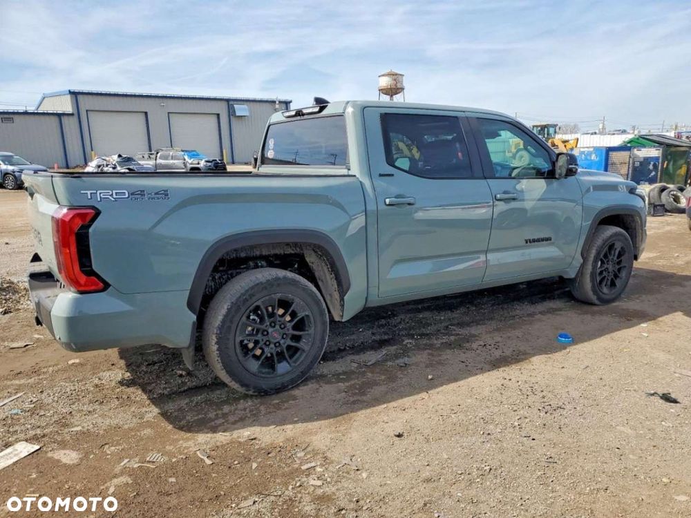 Toyota Tundra - 4