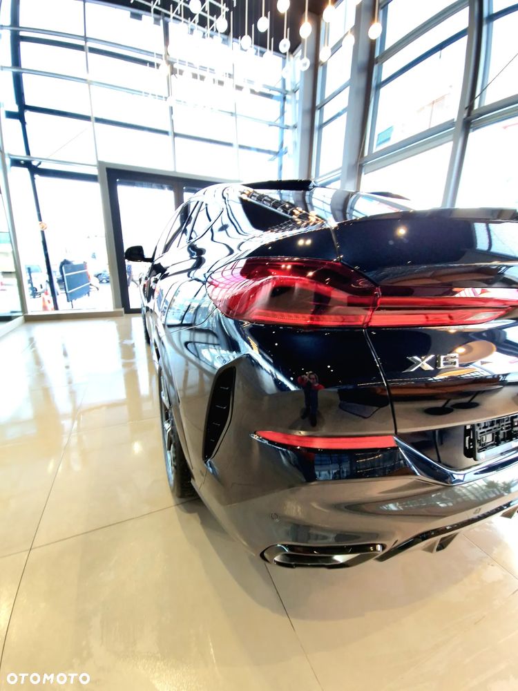 BMW X6 - 16