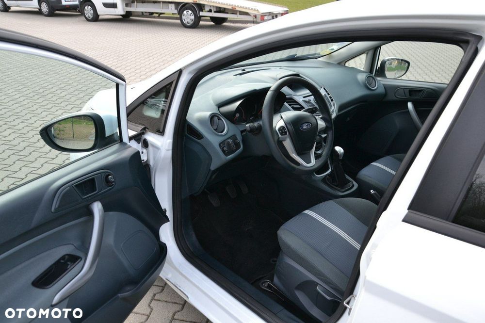 Ford Fiesta - 14