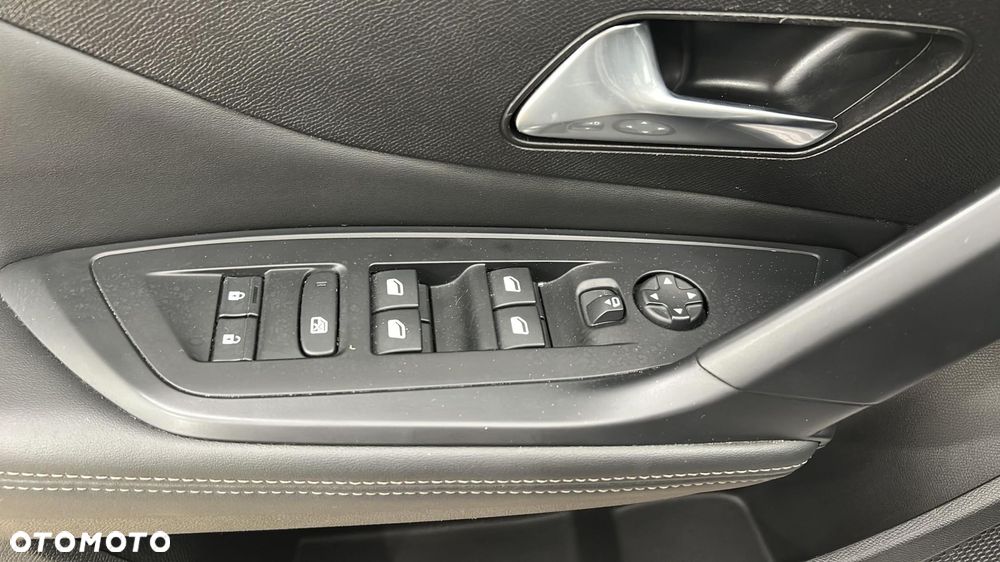 Peugeot 308 1.5 BlueHDi Allure Pack S&S EAT8 - 14