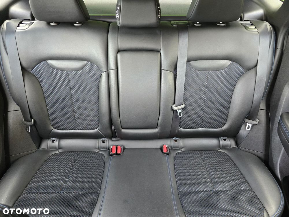 Renault Kadjar 1.3 TCe FAP Black Edition EDC - 22