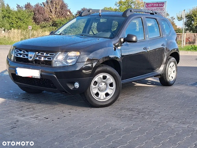 Dacia Duster 1.6 16V 4x4 Laureate - 9