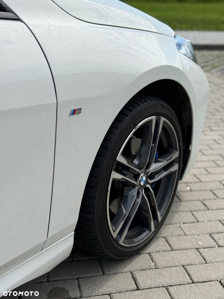 BMW Seria 2 218d - 6
