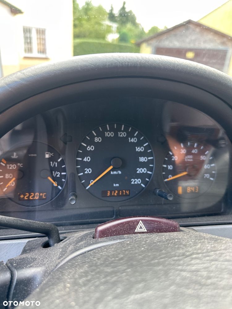 Mercedes-Benz ML 320 - 12