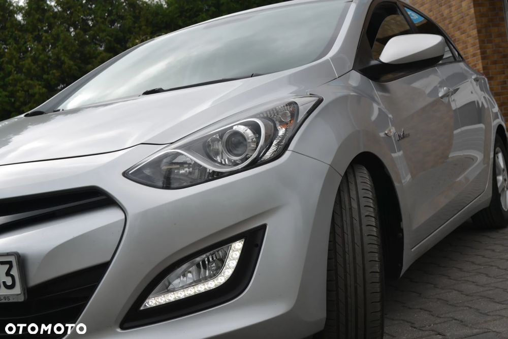 Hyundai i30 1.6 CRDi BlueDrive Classic - 18