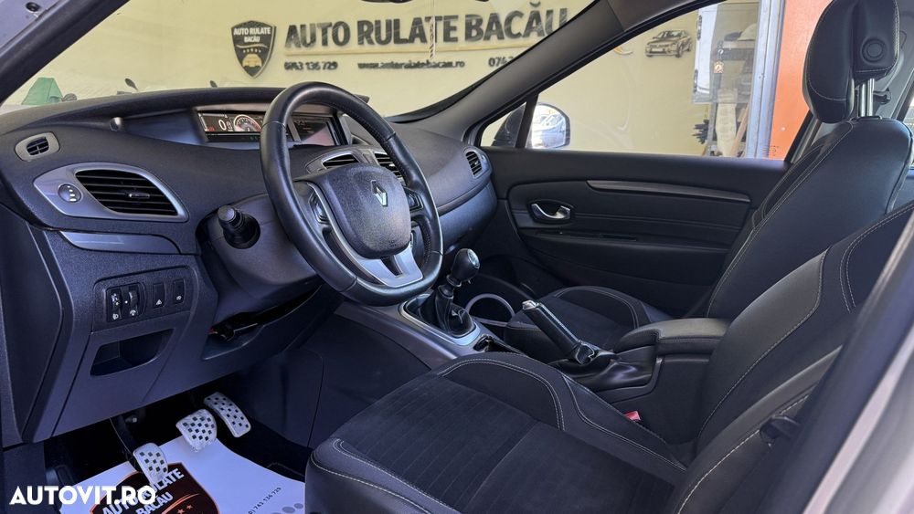 Renault Scenic - 12