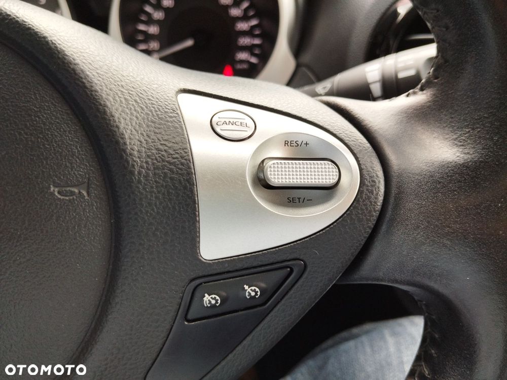 Nissan Juke 1.6 N-Connecta - 23