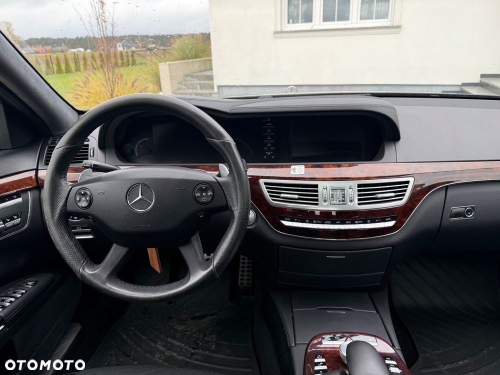 Mercedes-Benz Klasa S 63 AMG - 13