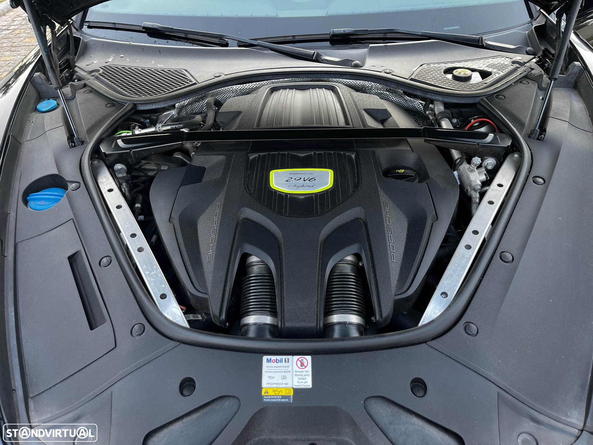 Porsche Panamera Sport Turismo 4 E-Hybrid - 8
