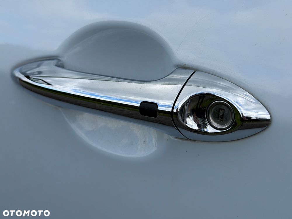 Kia Venga 1.4 CVVT Titanium Collection - 12