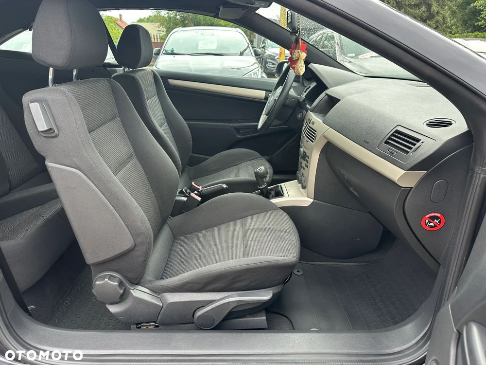 Opel Astra - 23
