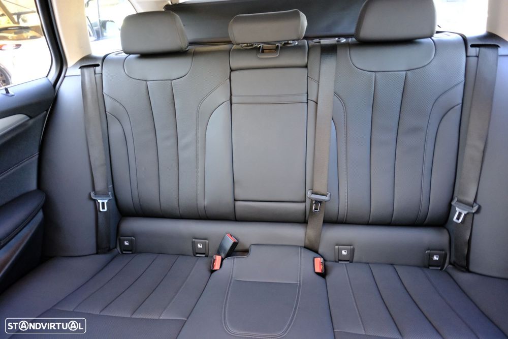 BMW 520 d Auto - 13