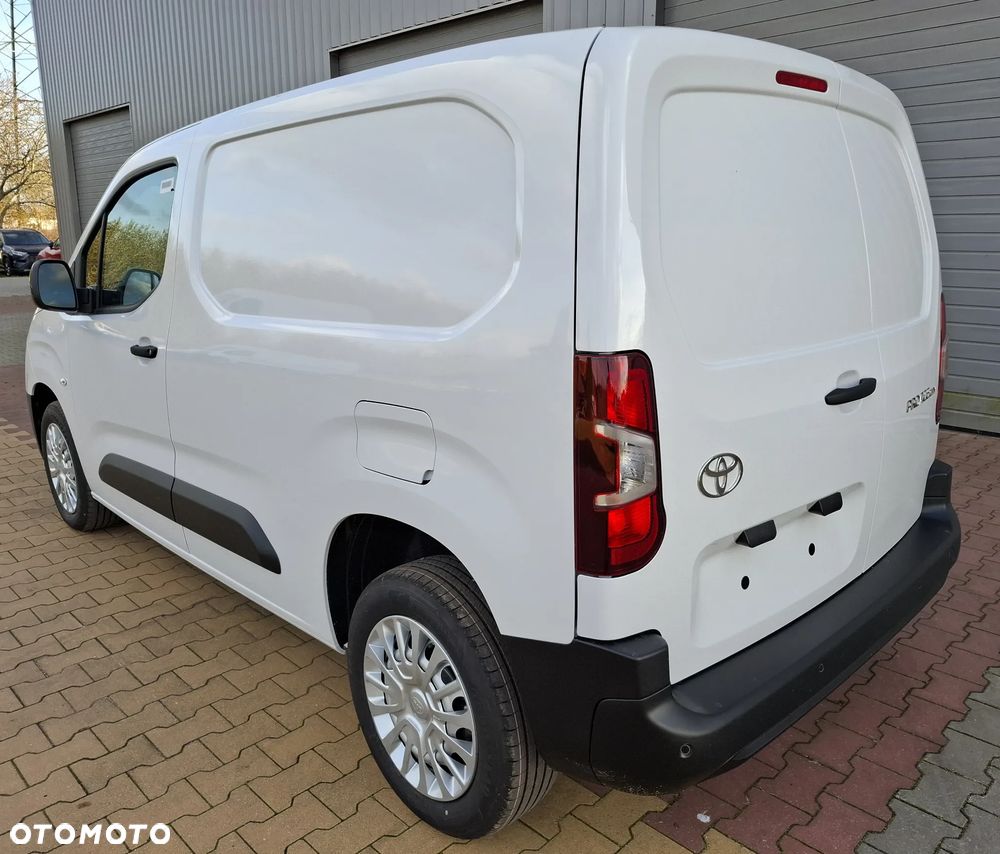 Toyota Proace City - 4
