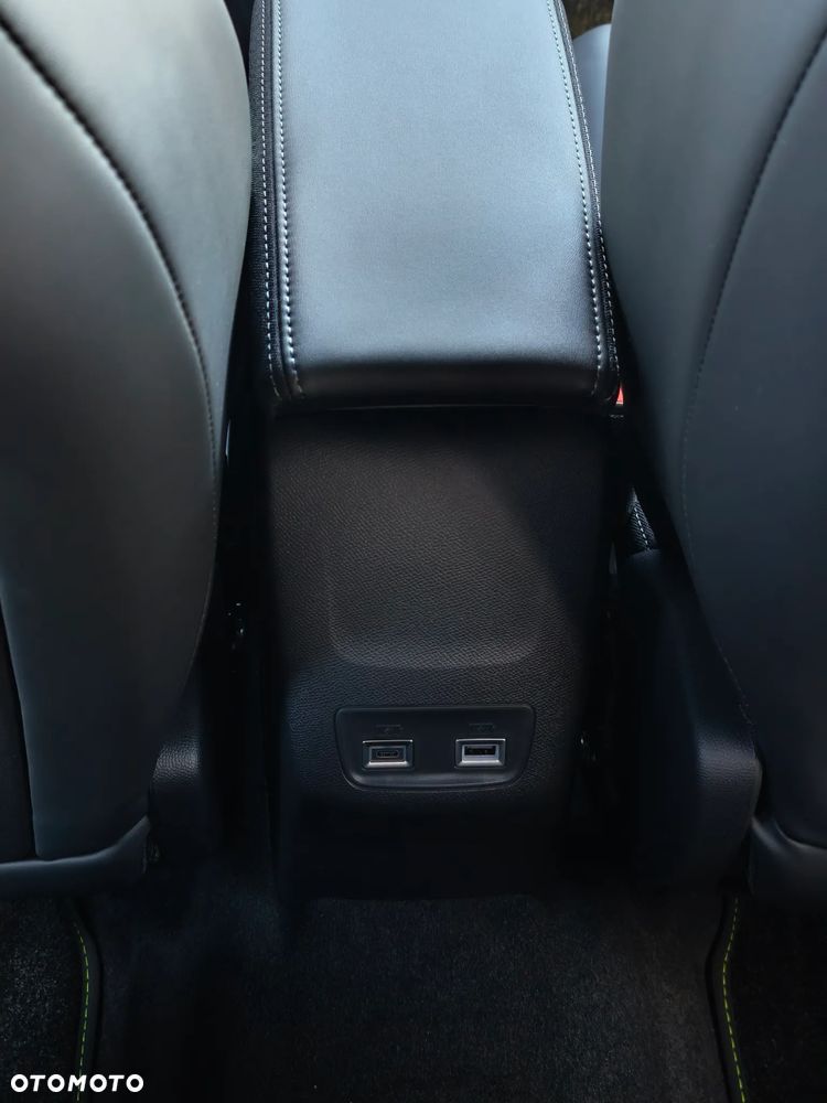Peugeot 2008 PureTech mHEV GT Exclusive e-DCS6 - 28