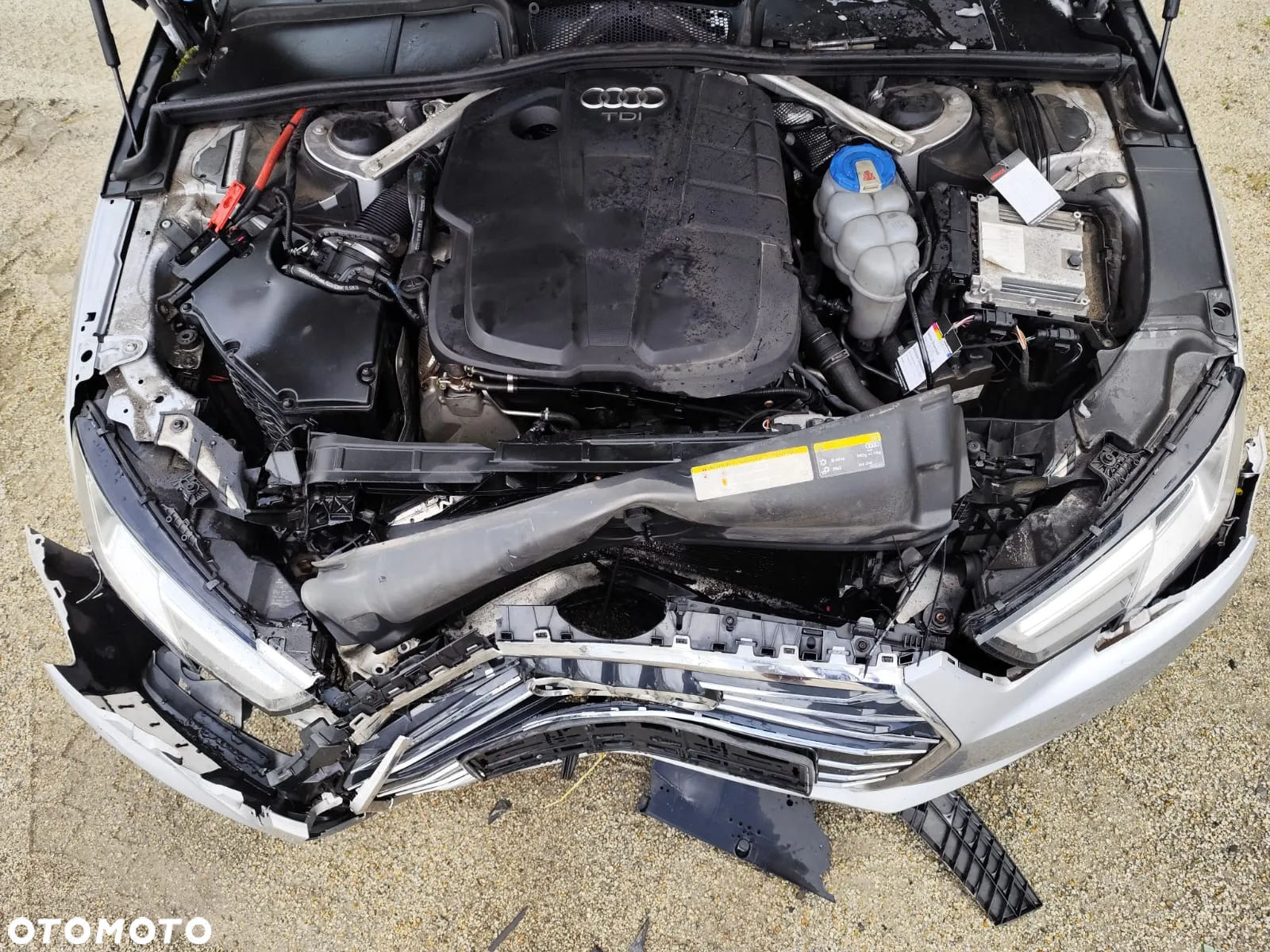 Audi A4 2.0 TDI Design S tronic - 15