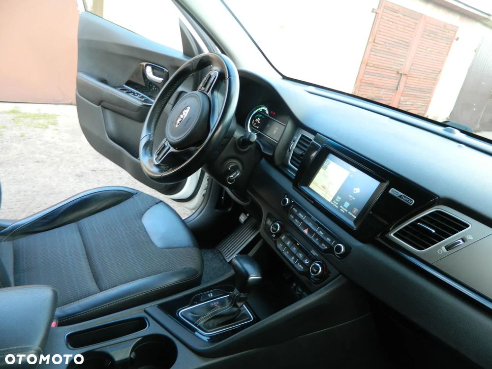 Citroën C4 Picasso 1.2 PureTech Shine S&S EAT6 - 15