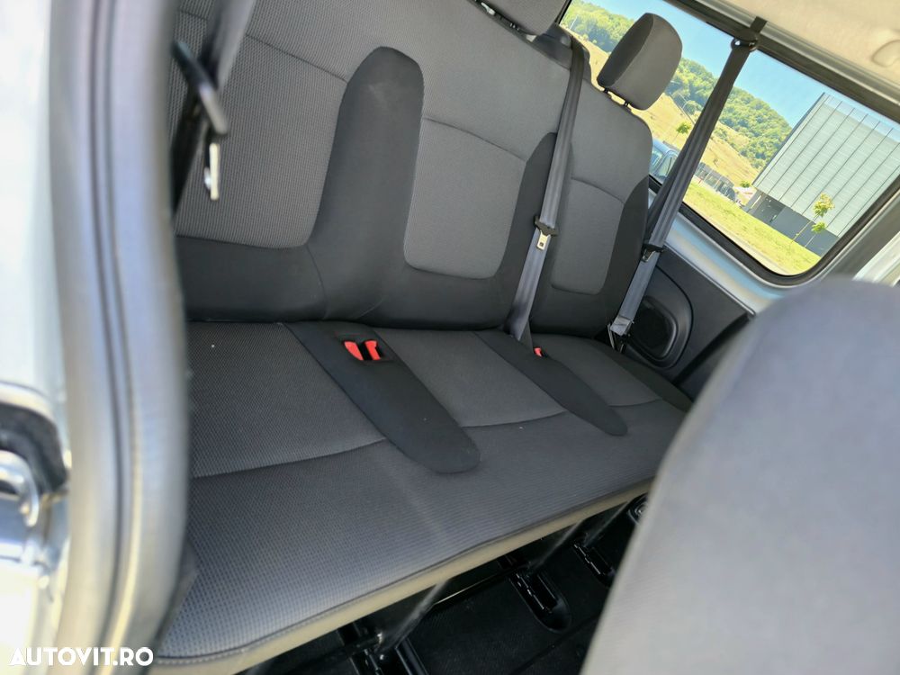 Renault Trafic - 15