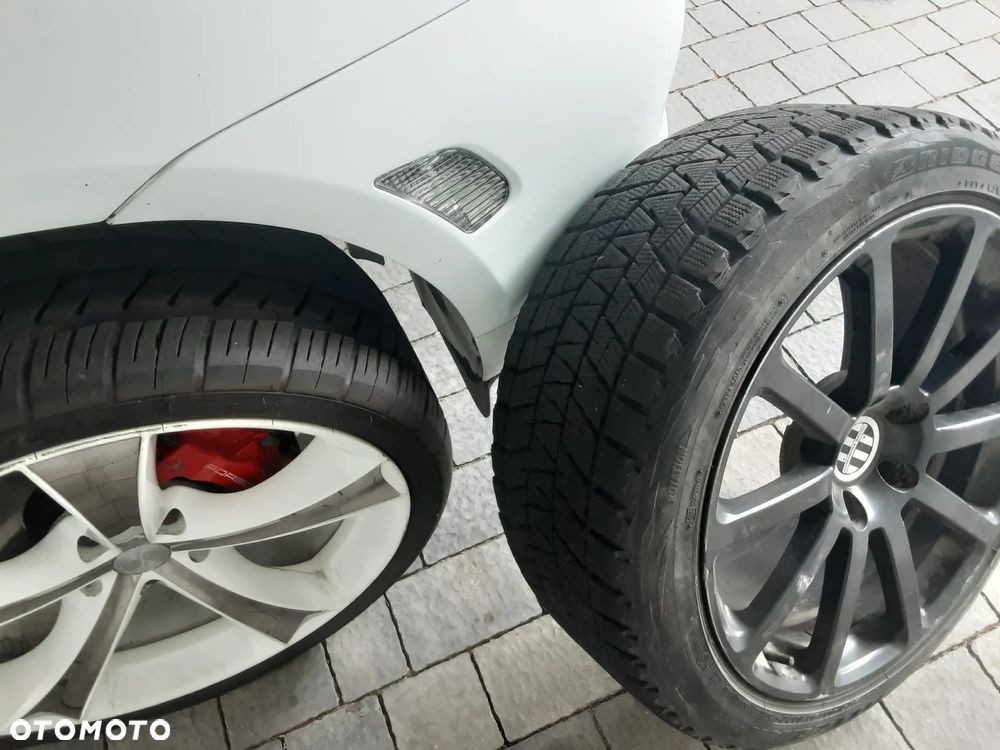 Porsche Cayenne Turbo - 4