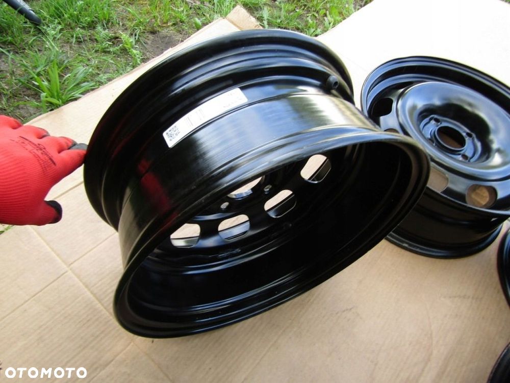 1x Felga 16 Opel Corsa F od 2019r- / Peugeot 2008 II 6,5j 4x108 ET32 - 15