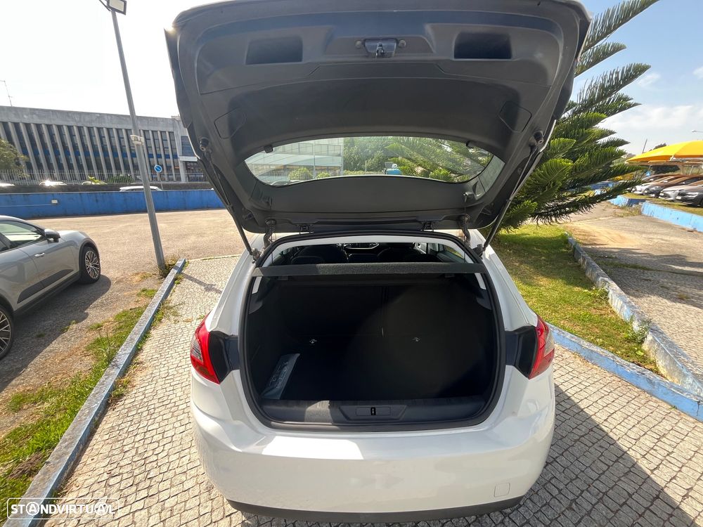 Peugeot 308 1.5 BlueHDi Business Line - 24