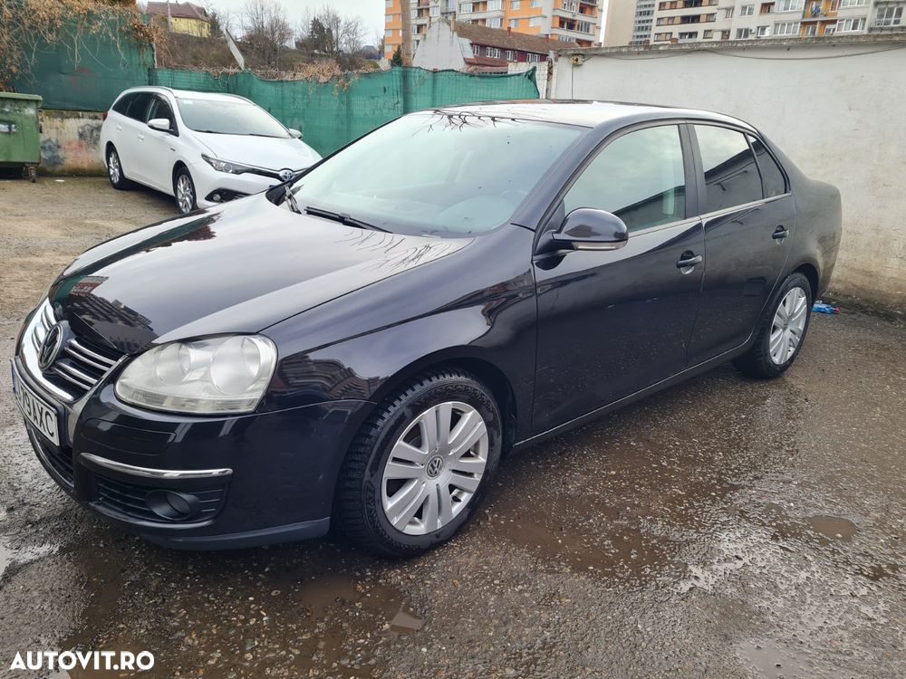 Volkswagen Jetta 1.9 TDI Trendline DPF - 5