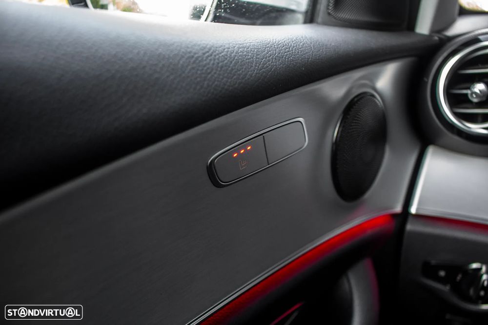 Mercedes-Benz E 300 de Avantgarde 4Matic - 21