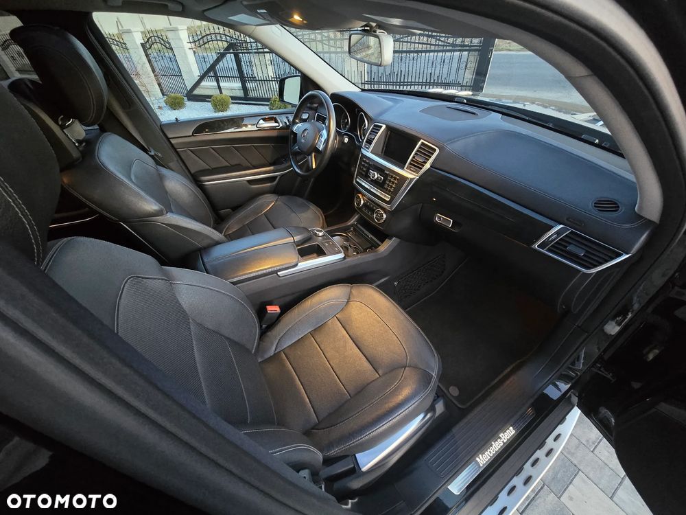 Mercedes-Benz GL 500 4Matic (BlueEFFICIENCY) 7G-TRONIC - 13