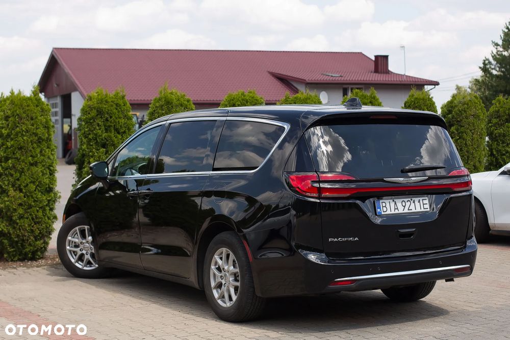 Chrysler Pacifica - 7