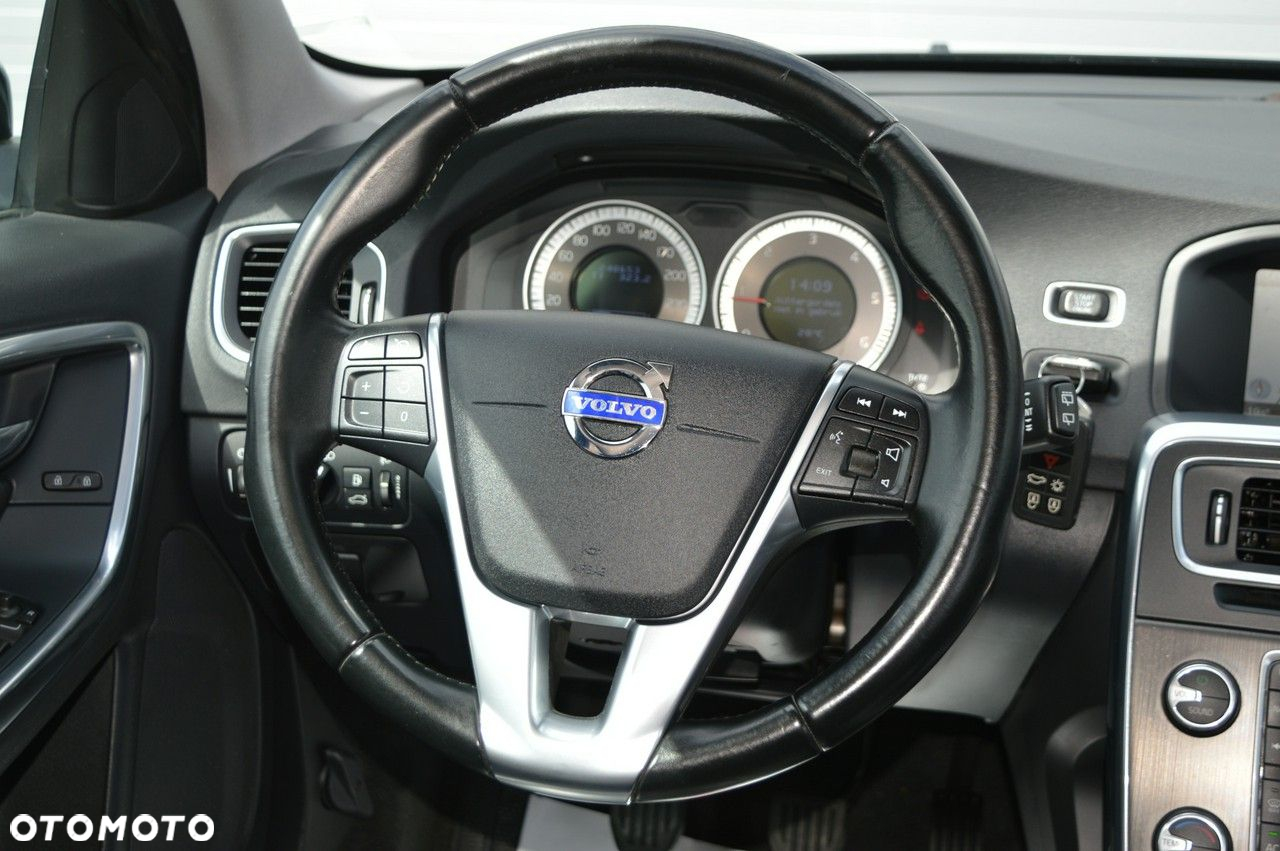Volvo V60 D3 Momentum - 20