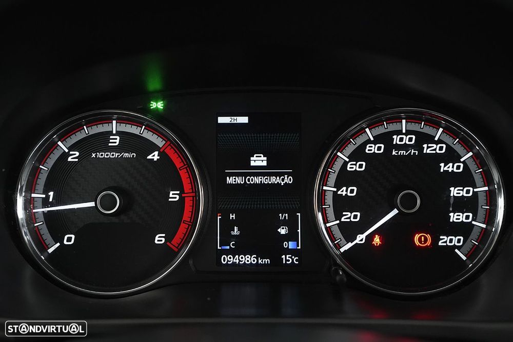 Mitsubishi L200 2.3 DI-D CD Invite 4WD - 16