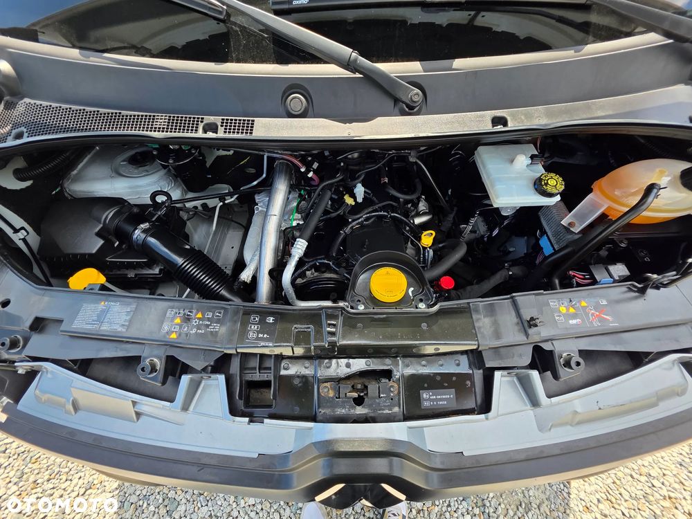 Renault MASTER 2,3 DCI 165 KONNA SKRZYNIA 4,5M BLIŻNIAKI DO 3,5T 144T/KM PRZEBIEGU KLIMA ROZSTAW OSI 4,3M GWARANCJA - 18