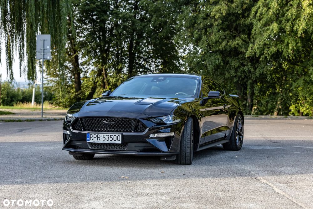 Ford Mustang - 2