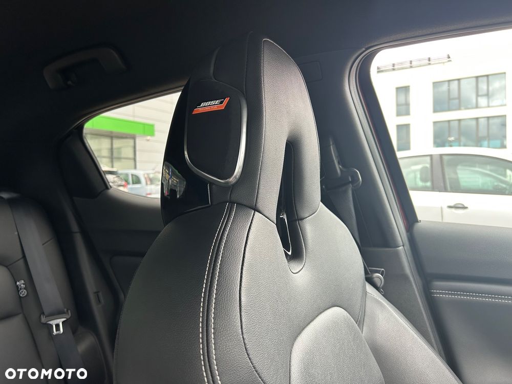 Nissan Juke 1.6 Hybrid Tekna AMT - 6