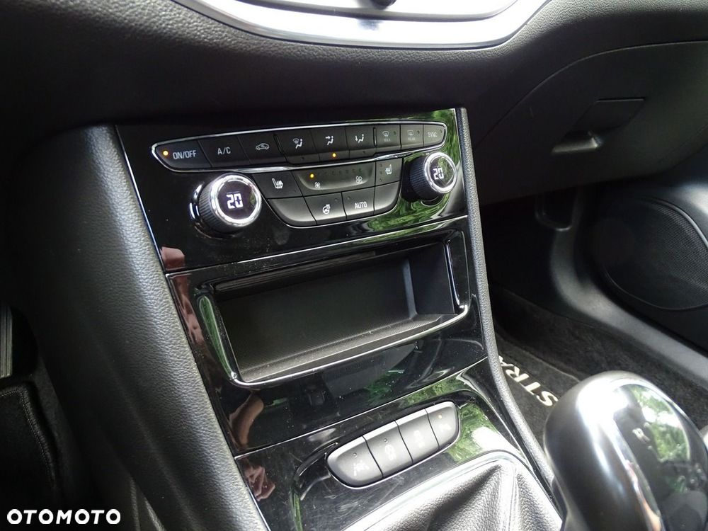 Opel Astra - 25