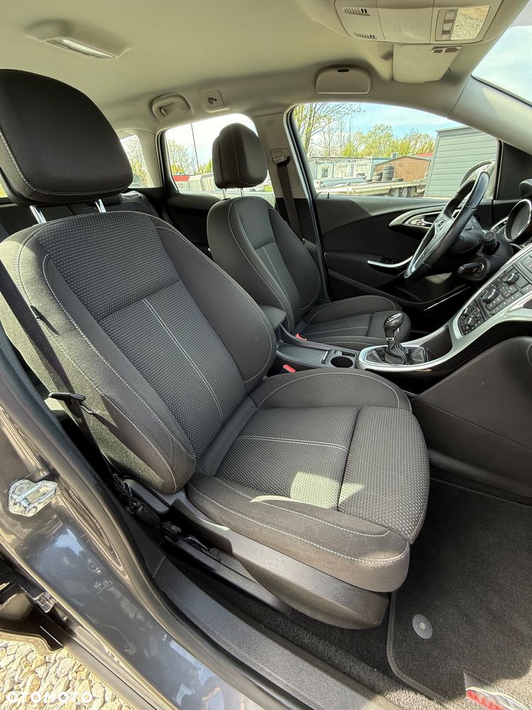 Opel Astra 1.4 Turbo Sport - 19