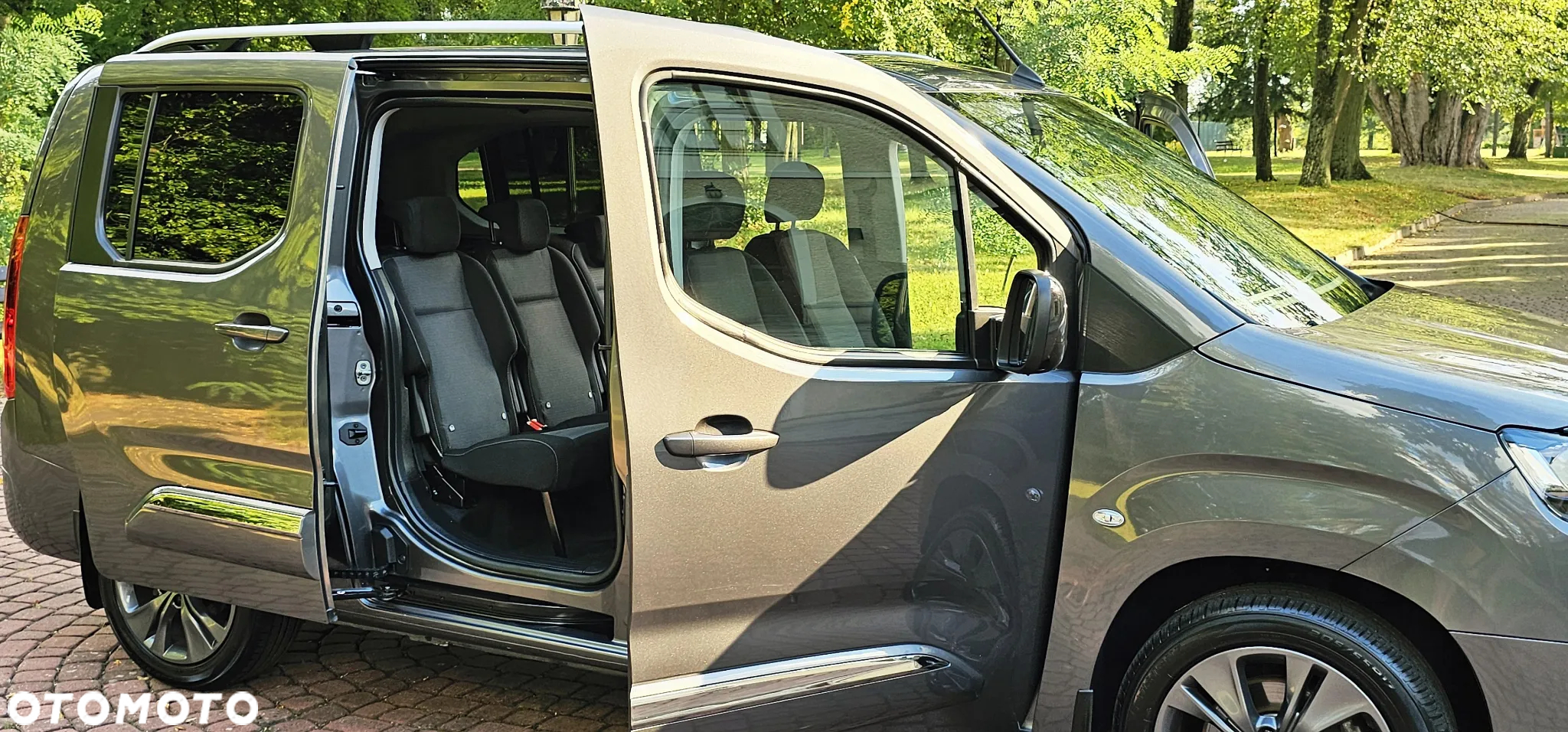 Toyota Proace City Verso 1.5 D-4D L2 Comfort - 24