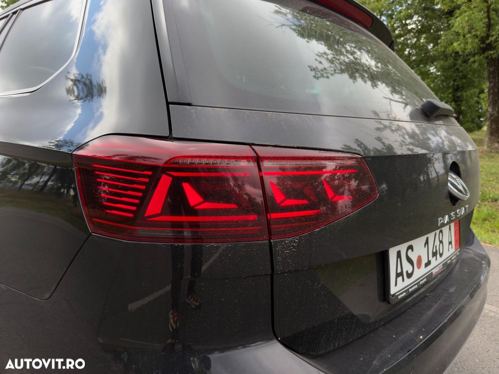 VOLKSWAGEN Passat 2023 — imagine 31