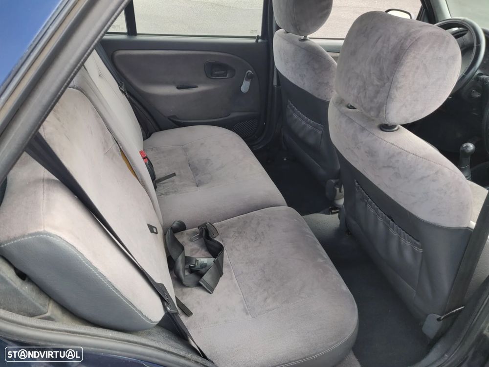 Citroën Saxo 1.5 D Exclusive - 9