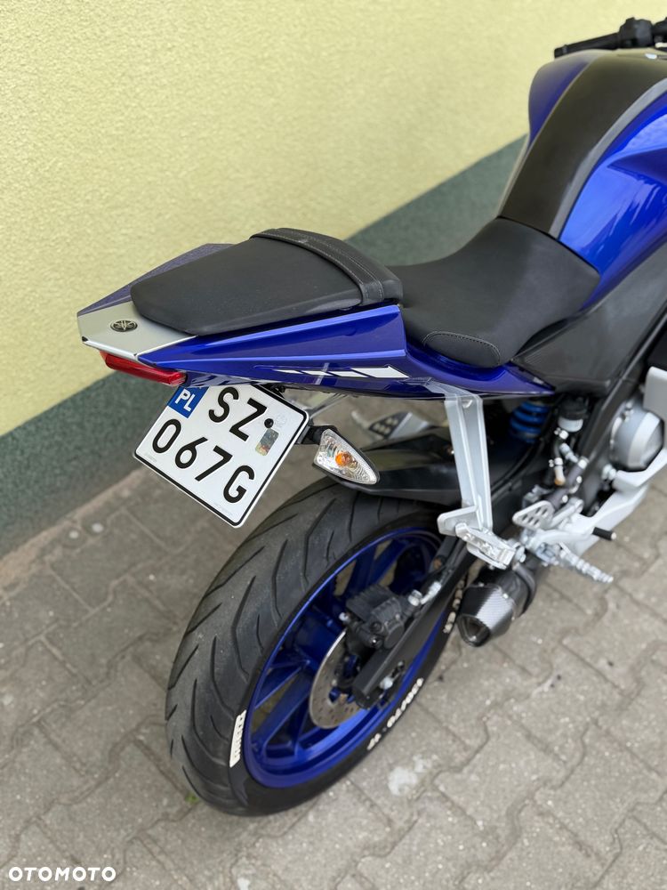 Yamaha YZF - 12