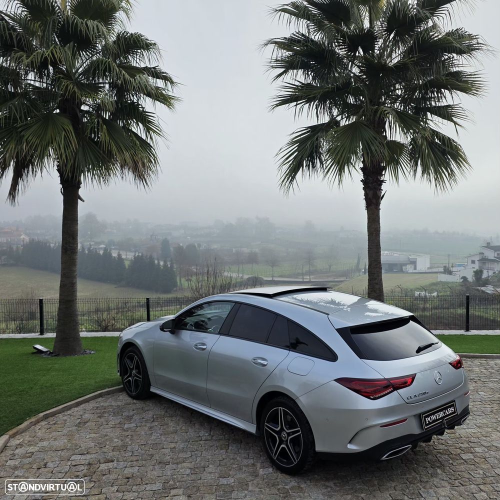 Mercedes-Benz CLA 250 e 8G-DCT AMG Line - 5