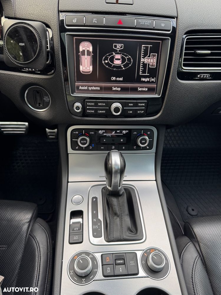 Volkswagen Touareg - 10