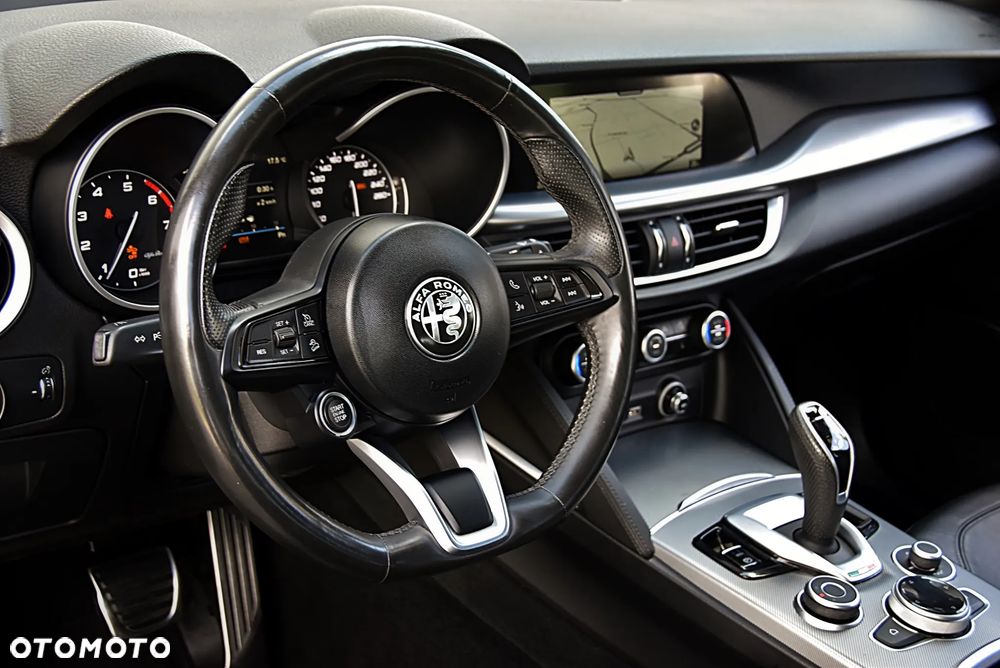 Alfa Romeo Stelvio 2.0 Turbo Veloce Q4 - 15