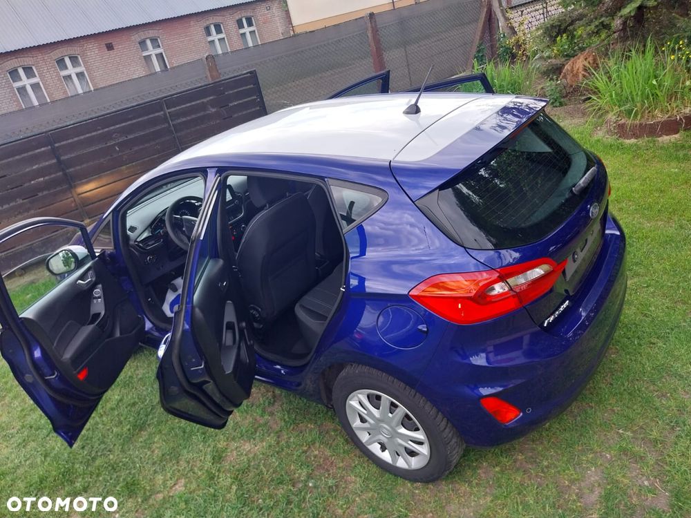 Ford Fiesta 1.0 EcoBoost S&S TITANIUM - 4